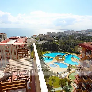 908 Minerva - Vistas Al Mar- Excelente Conexion Wifi - Piscina Abierta , Benalmádena España